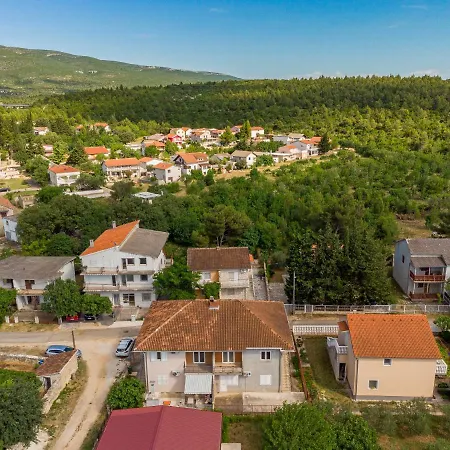 Apartman Mila *