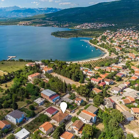 Apartman Mila Gornji Karin