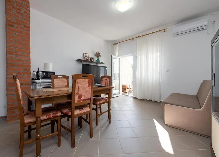 Mila Appartement Gornji Karin